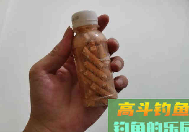 颗粒饵只能用来打窝？这几种用法，钓鱼效果好又省钱