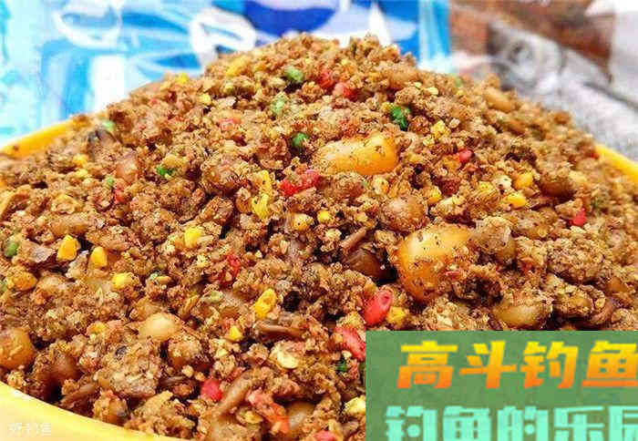 秋季钓鱼，六款通用型商品窝料使用心得