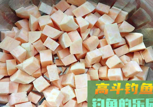 针对鲤鱼和草鱼的酒香饵料,无偿分享制作方法和配方 针对鲤鱼和草鱼的酒香饵料,无偿分享制作方法和配方