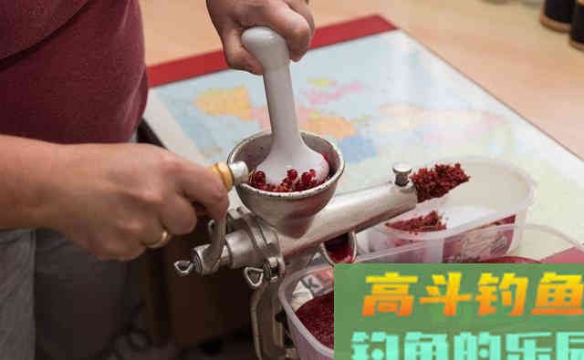 你买的饵料和小药中，其实没有真果酸