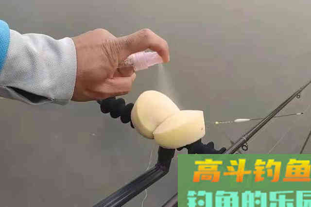 野钓用这4个打窝神器，诱鱼快，鱼获至少提升5倍