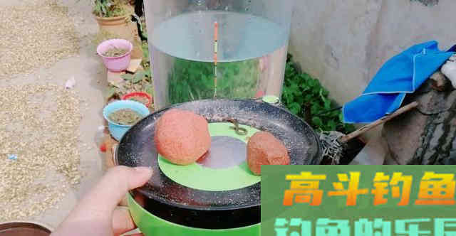 详解钩饵在水底常见的五种状态，一般钓友还真不知道