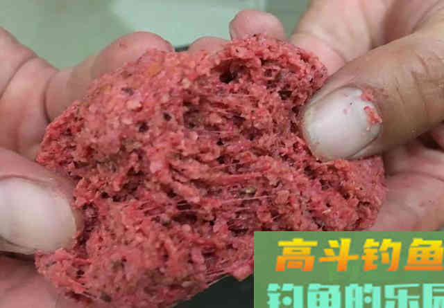 拉饵钓鱼你注意过钩上的残留吗?小细节反映大问题 拉饵钓鱼你注意过钩上的残留吗?小细节反映大问题