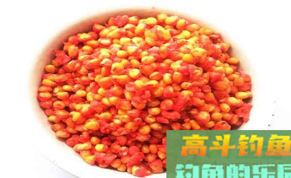 农村常见的两种谷物，拿来做饵料，大小鱼通杀
