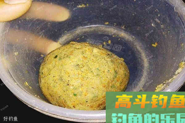 分享三款经典鱼饵配方，野钓鲫鱼必备