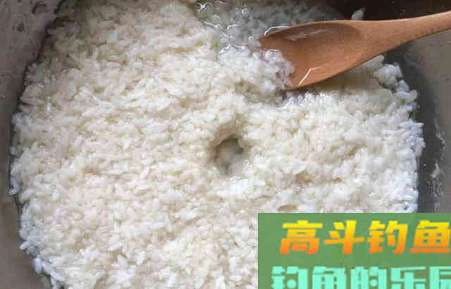 天热吃点淡的，夏季钓鱼好饵-自制米酒