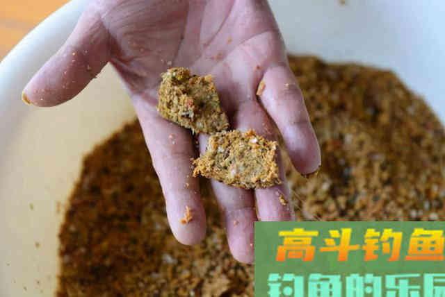 搞明白鱼群上浮的诱因，上浮的鱼群，其实也不难钓