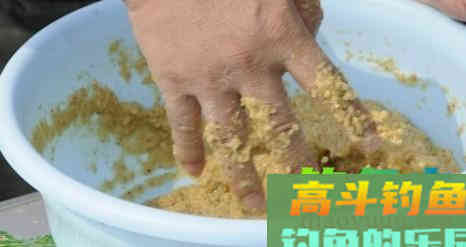 详解商品饵钓鲤鱼的饵料配方