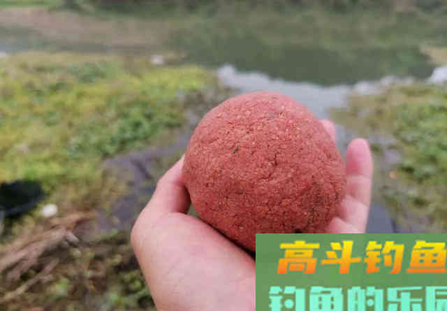 野钓能用小药吗？别盲目抵触，钓鱼很难离开添加剂