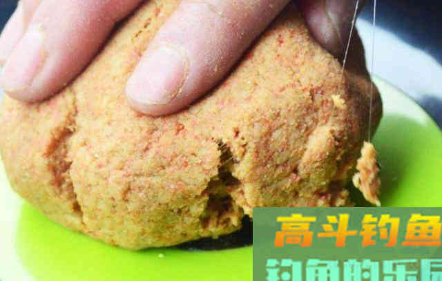 饵料拉大球有秘密，他们都加入了这些神秘颗粒