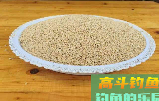 自用钓鱼窝料配方分享，半天渔获38斤，感兴趣的拿走不谢