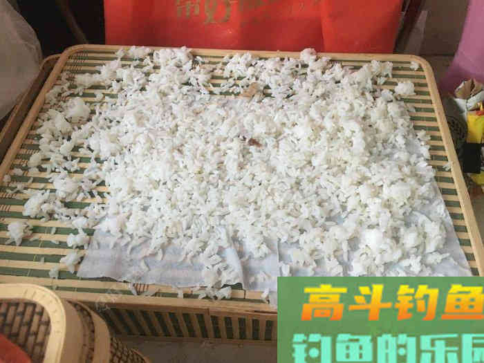自制饵料良方，省您钱粮，照此施为，人安鱼康