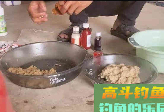 3分钟学会开冷冻饵！这是黑坑钓罗非常用配方