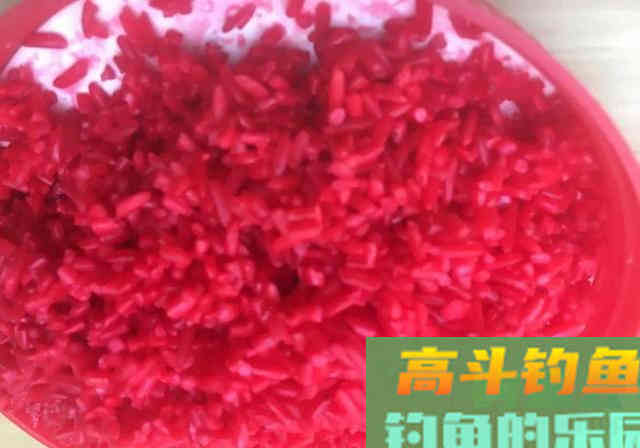 这几种料混合在一起，做出来的窝料诱鱼超快