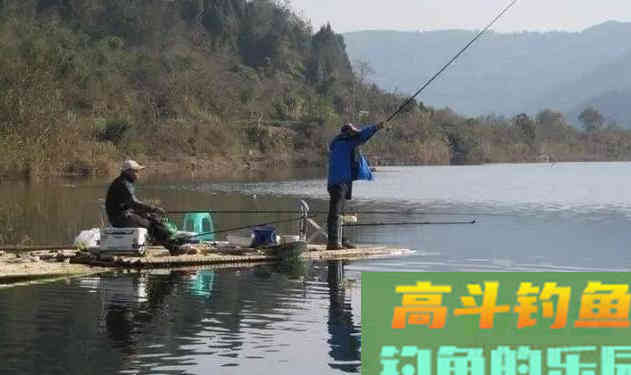 天冷用腥饵，腥饵也分三六九等，选对了鱼才咬钩