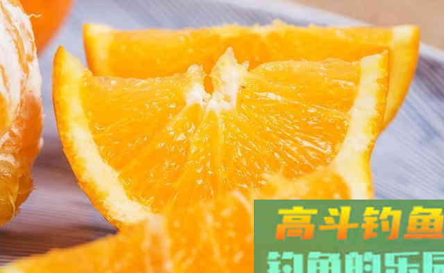 为了得知钓获巨型草鱼的饵料配方，特意请朋友吃了一顿酸菜鱼