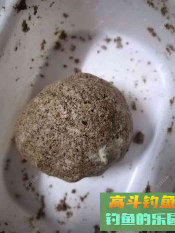野钓走水该如何打窝，走水河打窝技巧分享