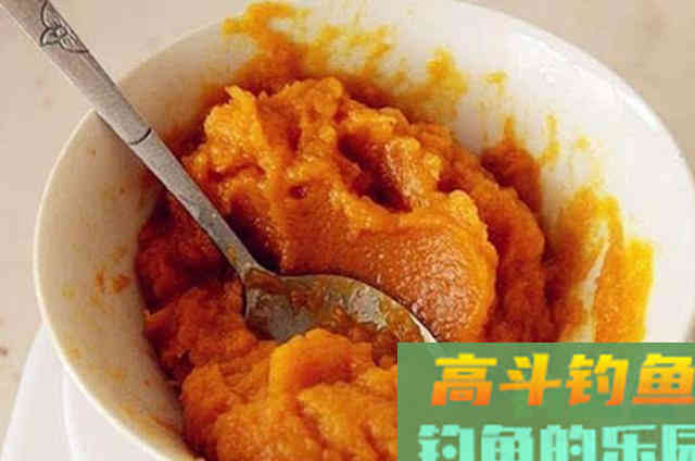 我就喜欢用这鲤鱼特效饵，千真万确，商品小药都没法比