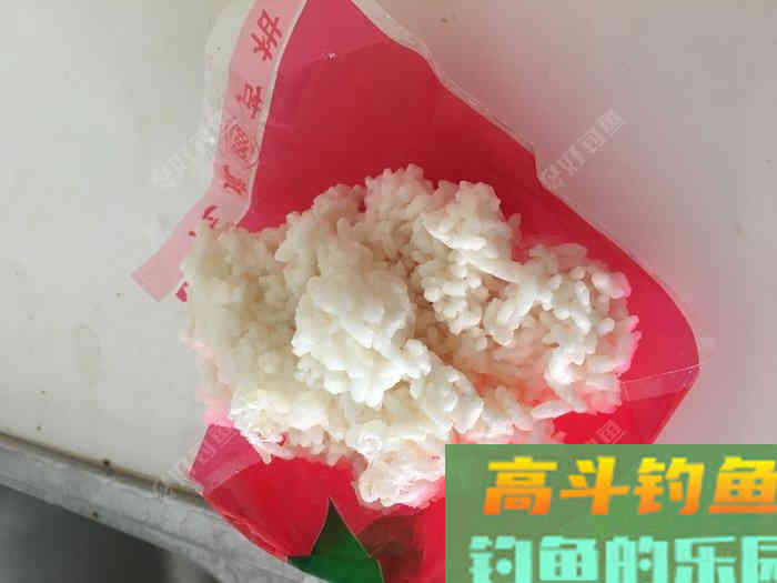 自制饵料良方，省您钱粮，照此施为，人安鱼康