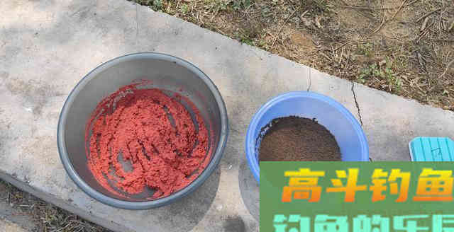 求了半天都不说秘方的老头，带他钓了一次鱼才偷偷学到秘诀