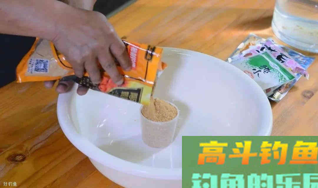夏钓鲫鱼，分享一款经典的老鬼饵料制作配方