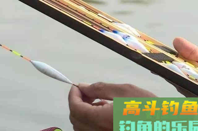 一遇走水就没法钓啦？别傻了，按我说的方法钓