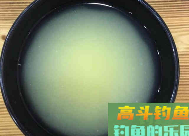 自制饼饵全过程解密，加点蚯蚓土，比买的饵料更好用