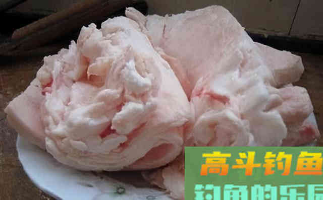 秋冬野钓鲫鱼，这些配方，温度越低越好用
