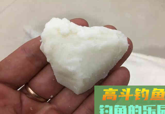 被过度神化的4种钓鱼饵料，我已经替你们试过