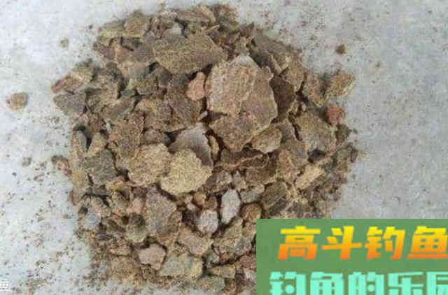 伏天一到，鲤鱼就难钓，如果我有这特效鲤鱼饵