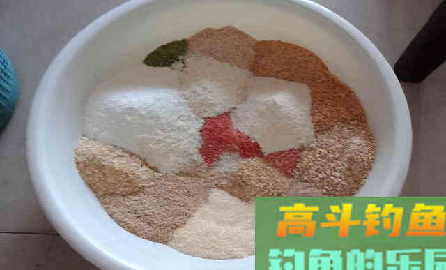 拉饵、搓饵的开饵和上饵经验