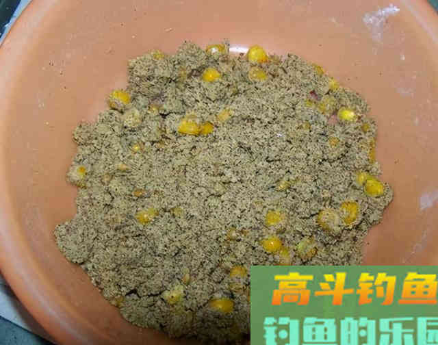 搞明白窝料进水没动静的三个原因，打窝聚鱼不难
