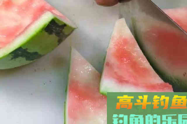 热天有这尿性饵，草鱼接二连三的上