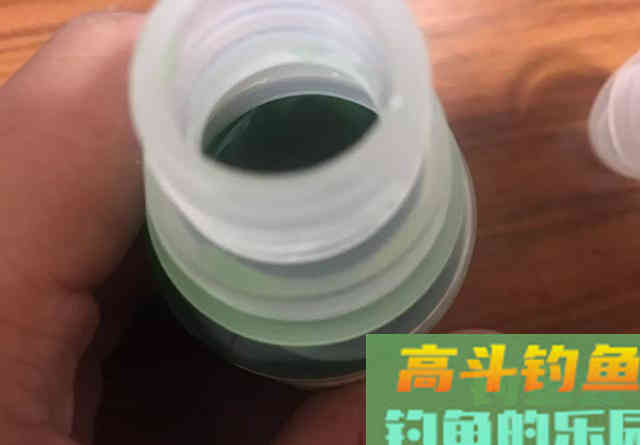冬天钓鱼用这几种小药物美价廉