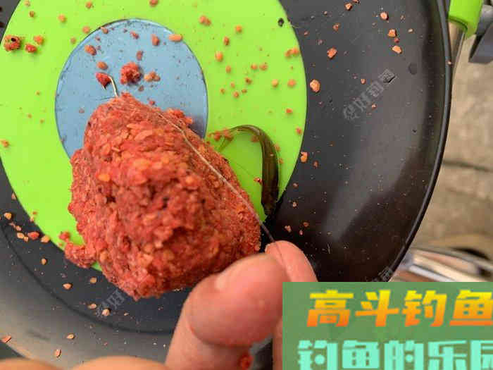 自制饵料良方，省您钱粮，照此施为，人安鱼康
