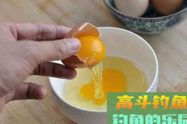 冬钓时，大板鲫总不咬钩，果断添加这辅料