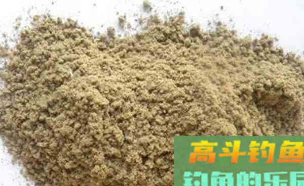 秋钓大板鲫，钓鱼老大爷最喜欢用这些饵料