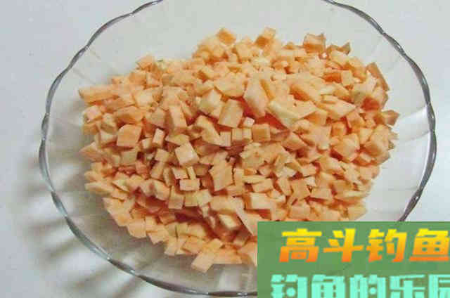 红薯饵的用法，让鲫鲤鱼上个不停
