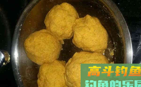 三款自制饵料，自然水域专钓大鲤鱼