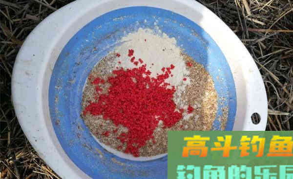 酒米只会用来打窝？试试这些用法，野钓效果好