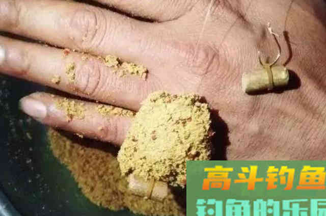 老司机为何从不打窝？看完这3种诱鱼方式才知