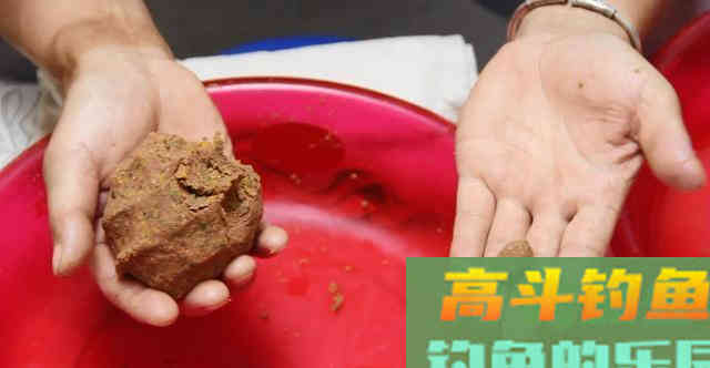 野钓鲤鱼的配方，这4种饵混搭效果比较好