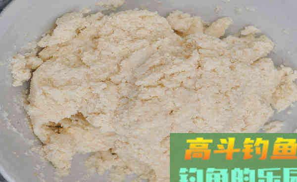 夏季钓鲢鳙，自制饵料配方送给你