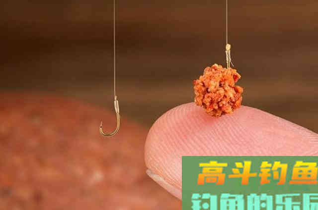 秋末初冬时期，用蓝鲫饵钓鲫鱼，添加这些辅料