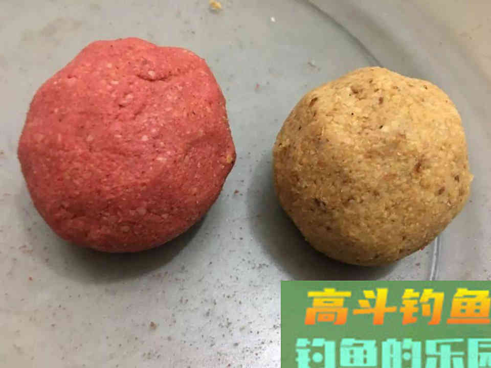 搭配饵料时懂得粗细结合，才能做到诱鱼留鱼双丰收