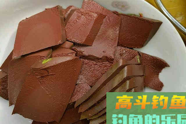 自制专攻鲫鱼和鲤鱼饵料配方，钓效比买的饵料都好