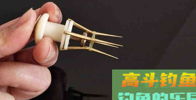 冬季钓鱼如何妙用红虫？总结完只剩4个好方法