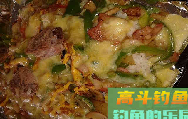 剩菜剩饭不要扔，拿来做窝料，诱鱼效果不比买的差