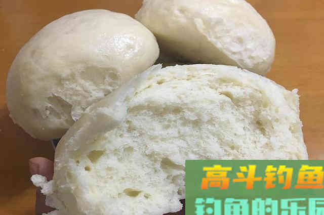馒头加这些东西做饵料，钓鲫鱼有奇效，成本不到5块钱
