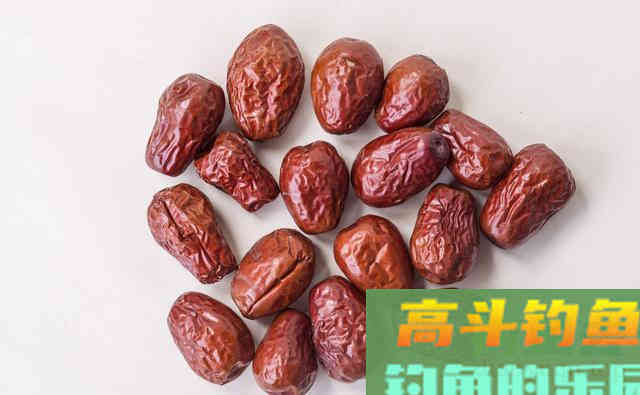 黑坑钓鱼不用药，等于胡闹！自制小药配方送你